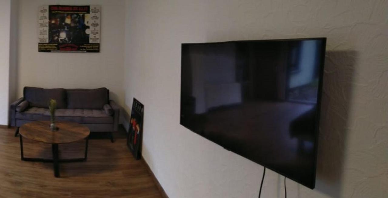 Kleine Ferienwohnung, Einzimmeraparment In Altenkirchen Almersbach Екстер'єр фото